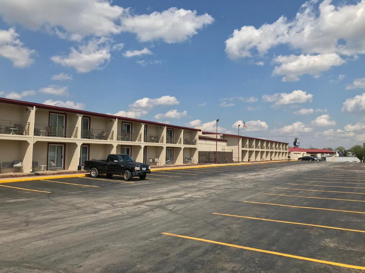 Days Inn By Wyndham Joplin Εξωτερικό φωτογραφία